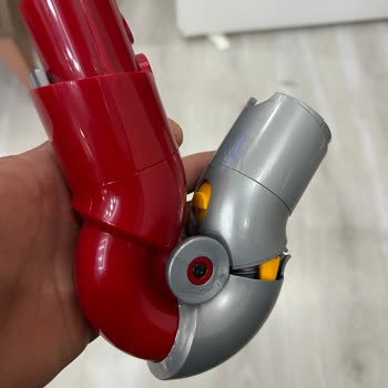 Dyson V12 Mobilya Altı Adaptörü Mekanik Arızası Hk.