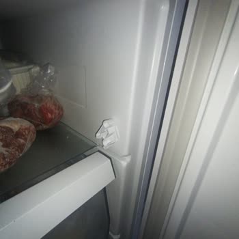 Beko Nofrost Buzdolabı Buzluk Çekmece Kapağı Kırıldı