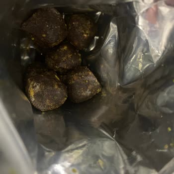 Gratis Küflenmiş Topu Ve Parasını Ödediğim Ürünün Poşette Olmaması