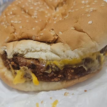 Burger King Yanlış Siparişimi İade Etmedi, Kötü Şube