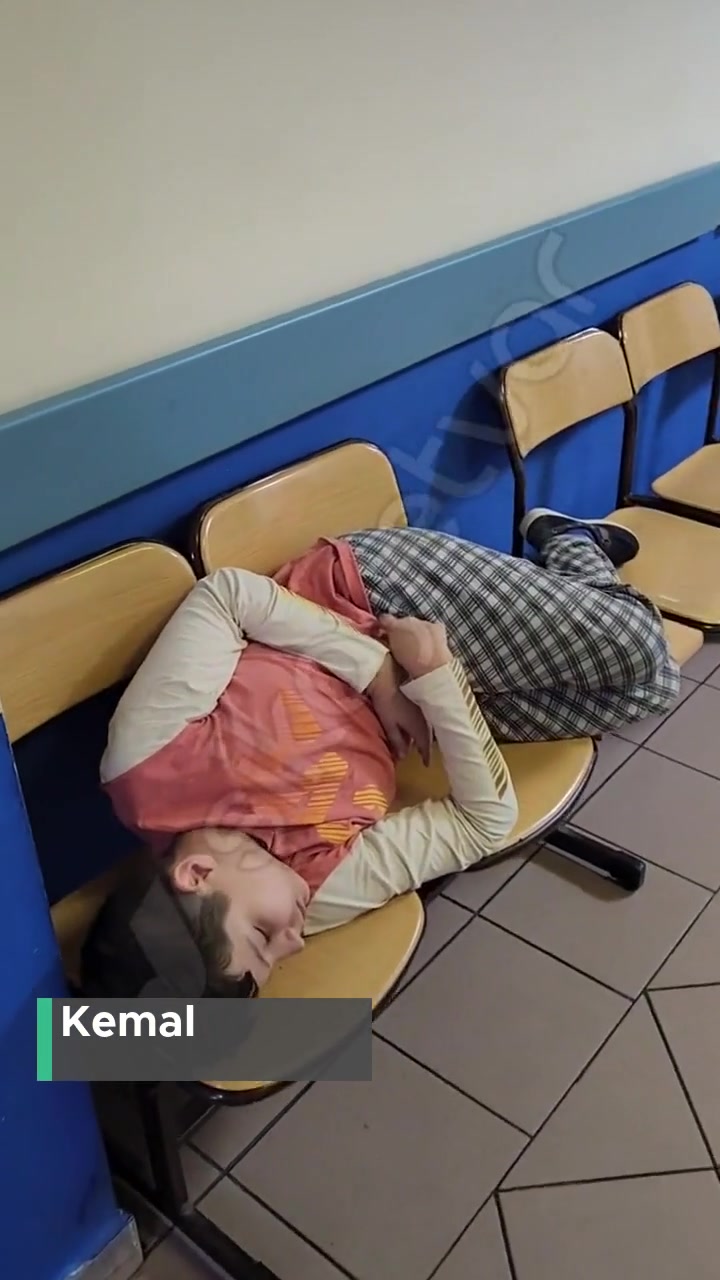 İstanbul Üniversitesi Tıp Fakültesi'nde Mağduriyet! videonun kapak resmi