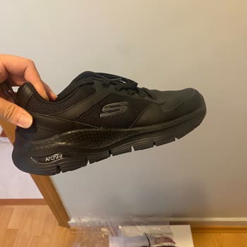 Skechers Ayakkabı Kalitesizliği Ve Havasız
