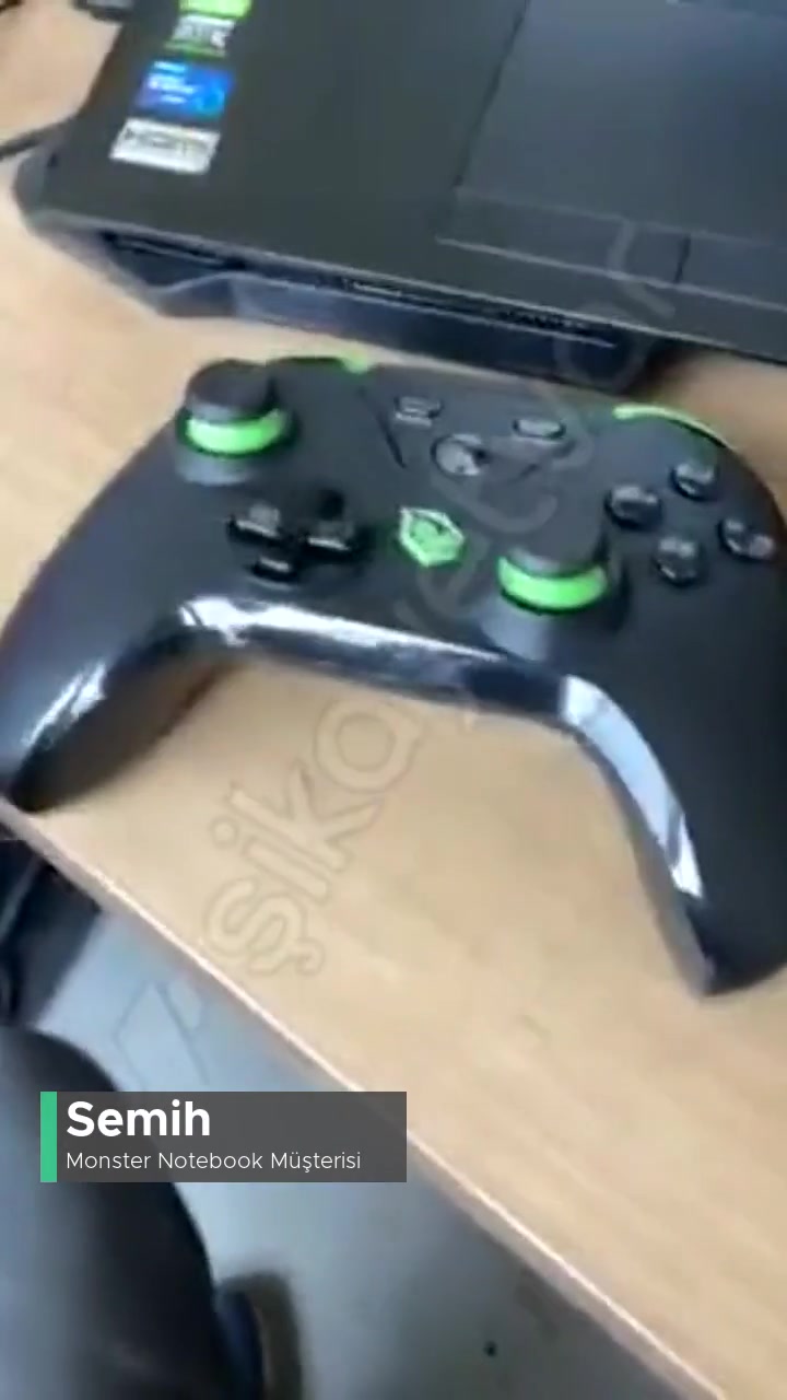 Monster Pusat Clutch Gamepad Pişmanlığı videonun kapak resmi