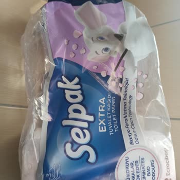 Selpak Tuvalet Kağıdında Kırmızı Lekeler