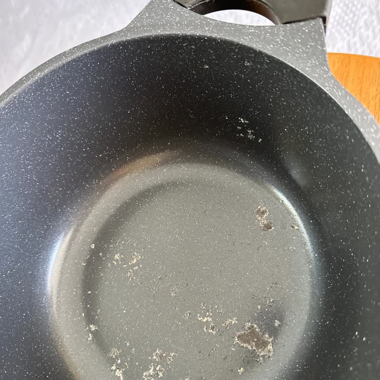 Evidea Dan Aldığım Thermoad Marka Tencere 3. Kullanımda Dökümü Kalktı