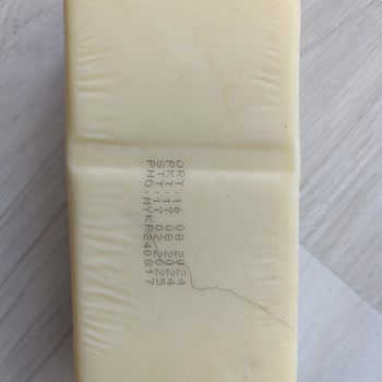 Şok Marketler Şok Mis Kaşar Peynirinden Saç Çıktı