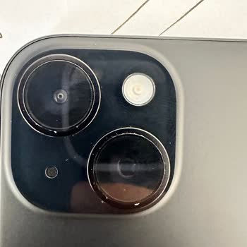 iPhone Apple İphone 15 Boya Atması