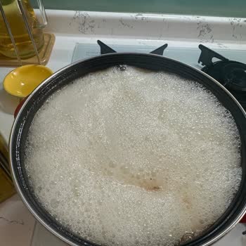 Trakya Birlik Biryağ Markası Köpürüyor Ve Taşıyor