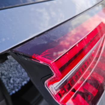 Chery Tiggo 8 Avangarde Arka Far Grubunda İçeriden Çatlak!