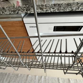 Samsung Bulaşık Makinesi Sepetlerde Paslanma