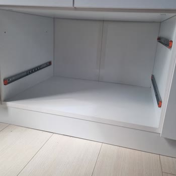 Koçtaş Gardırop Ve Uymayan Çekmeceler, Kalitesiz Malzeme