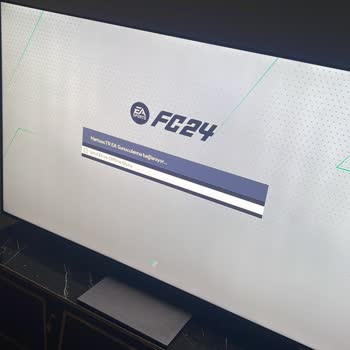 TCL Telefon TCL C745 Panel Dikey Siyah Şerit Gölgelenme Sorunu