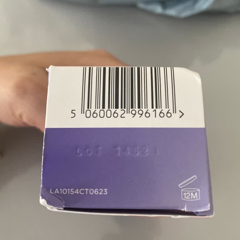 Lansinoh Göğüs Ucu Kreminin Kutusunda SKT Yazmıyor.