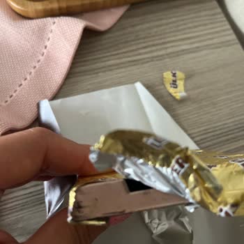 Ülker Çikolata Bayatlamasın Hakkında
