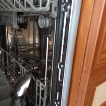 Arçelik Bulaşık Makinesi Paslanma Sorunu Ve Servis Mağduriyeti