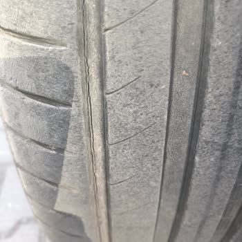 Dunlop Lastik 4 Adet Dunlop Yaz Lastiklerim İki Yıl İçinde Yarıldılar