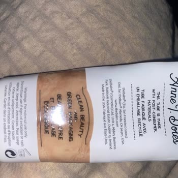 Gratis'ten Aldığım The Balm Fondöten Sivilce Yaptı Ve Emilmiyor