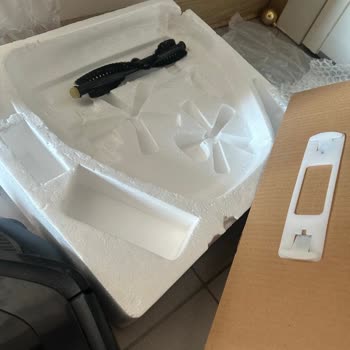 Homend Karaca'dan Alınan Robot Süpürge Sorunu Ve Yetersiz Müşteri Hizmeti