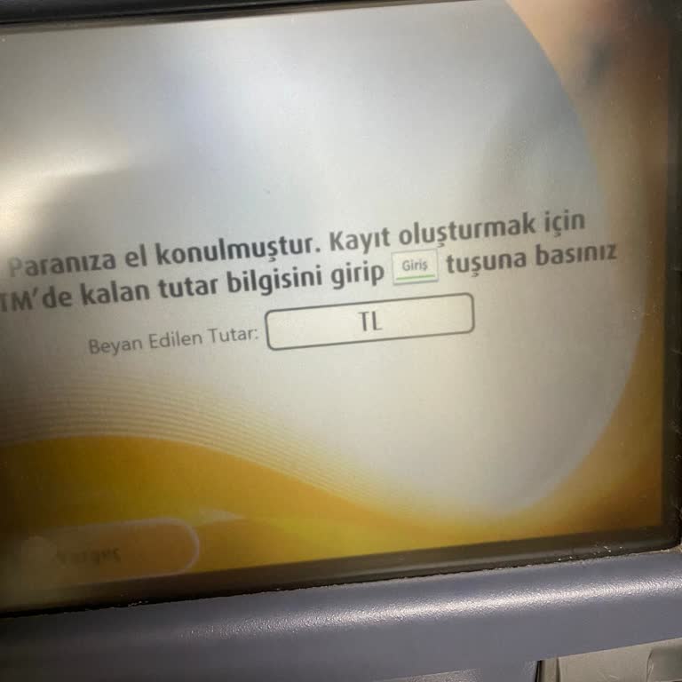 VakıfBank Bankamatik Paraya El Koyuyor!