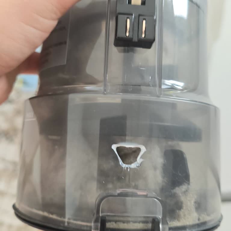 Arçelik Süpürgede Kalitesiz Parça ve Yetersiz Müşteri Hizmeti