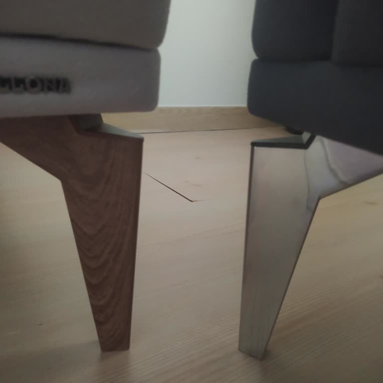 Bellona Koltuk Ayakları Farklı