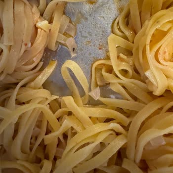 Kozyatağı Carrefour AVM Barilla Makarna İçinden Kurt Çıktı: Büyük Hayal Kırıklığı