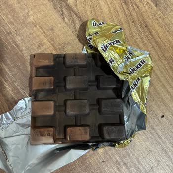 Ülker Bitter Çikolata Bozuk Ürün