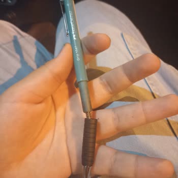 Faber-Castell Grip 1347 İlk Kullanışta Bozuldu!