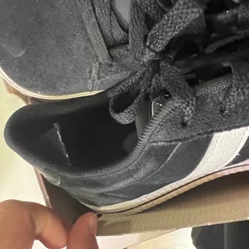 Boyner Garanti Süresi Dolmadan Parçalanan Adidas Ayakkabı