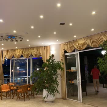 Orion Hotel Sahil Ve Hizmet Sorunlarıyla Karşılaştık!