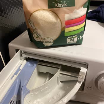 Duru Granül Matik Çamaşır Makinesi Gözünde Jöle Gibi Bir Hal Alıyor