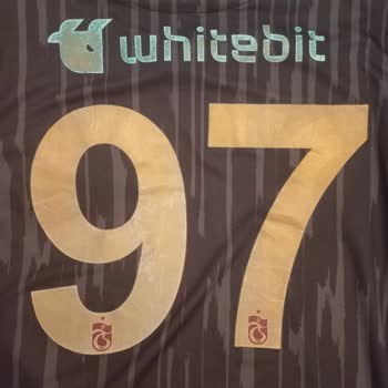 TS Club Trabzonspor Formasında Renk Değişimi Sorunu