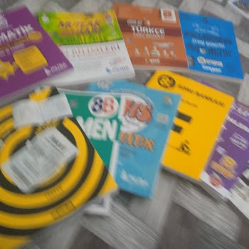 Vali Mehmet Lütfullah Bilgin Ortaokulu Devlet Kitapları Yerine Kaynak Kitaplar İsteniyor Aldırılıyor