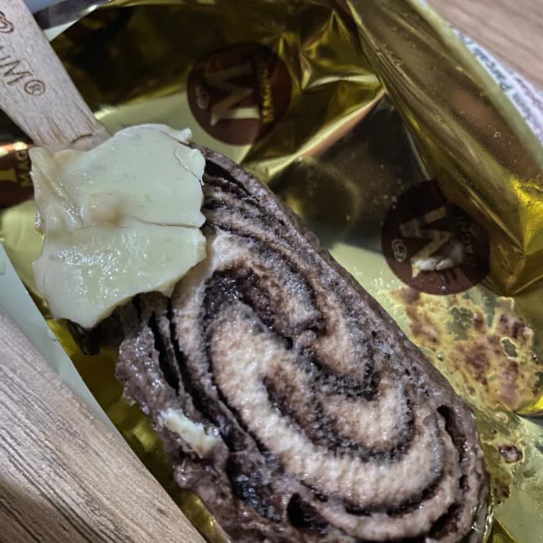 Magnum Dondurma Hayal Kırıklığı: Kuru Ve Lezzetsiz