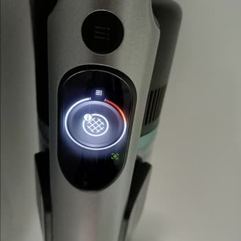 PHILIPS Ev Aletleri Philips 8000 Aqua Plus Süpürge Sorunu