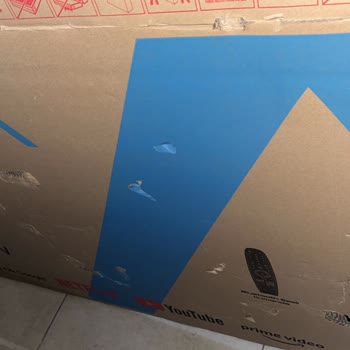 Servis Açılımında Kırık Çıkan Televizyon Ve BİM'in Sorumsuzluğu