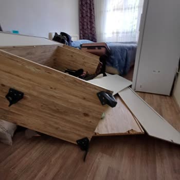 Modalife Devrilen Gardırop Sorunu