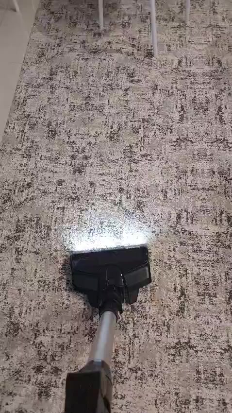 Bosch Ultimate 7 Aspiradora con Bajo Rendimiento en Alfombras Portada de vídeo