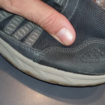Problema con Zapatos Skechers: Daño No Resuelto
