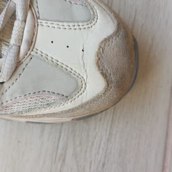 Mis Zapatos Skechers Nuevos se Agrietaron en Meses