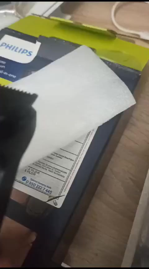 Philips MG3710 Afeitadora Hace Ruido Fuerte, Como un Tractor Portada de vídeo