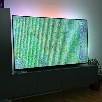 Problemas con la pantalla del TV Philips de 75 pulgadas tras 8 meses