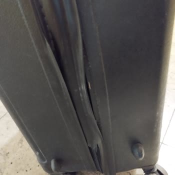 Pegasus Airlines: Maltrato a mi maleta de 8 meses en compensación
