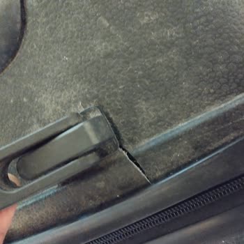 Pegasus Airlines: Maltrato a mi maleta de 8 meses en compensación