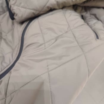 Problemas con el abrigo de Zara y la actitud del gerente de tienda