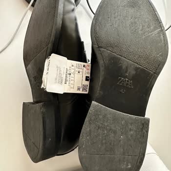 Zara: Compré zapatos nuevos pero recibí usados