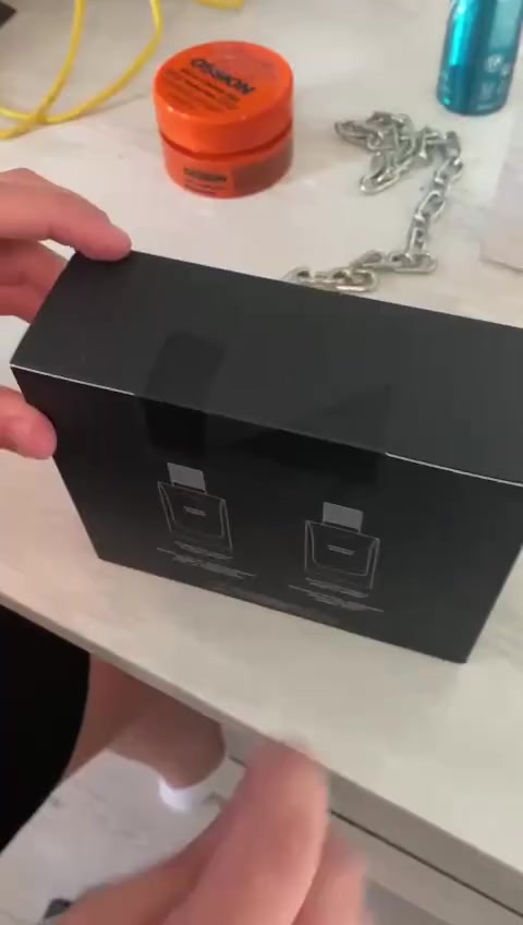 Mi Perfume Zara Llegó Roto Dos Veces - Regalo del Día del Padre Arruinado Portada de vídeo