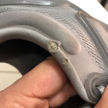 Adidas: Zapatos se Desgastan en Meses