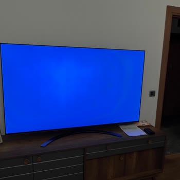 LG QNED 916PA Mini LED TV: Problema de Ghosting Vertical