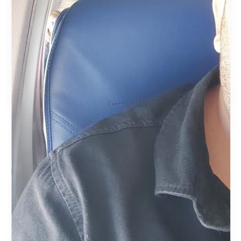 Problemas de limpieza, actitud y retraso en vuelo de SunExpress Airlines